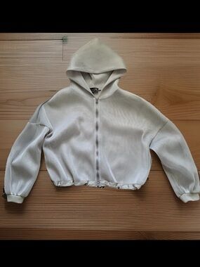 SHAN Jacket Womens Size 8 Light Gray Mesh Cropped Puff Sleeve Zip Front Hoodie